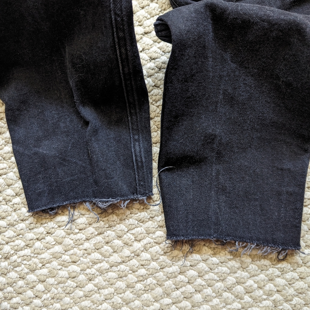 Hollister, Faded Light Wash, High Waist Jeans - Picture 6 of 10